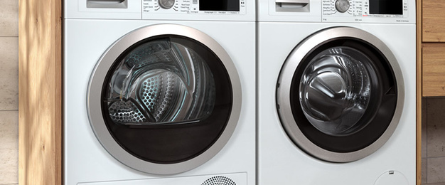 Waschmaschinen und Trockner bei Muster Elektro in Musterstadt